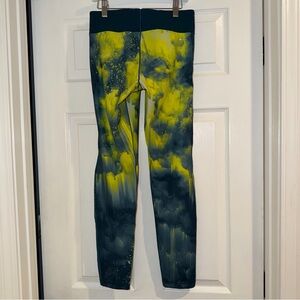 Adidas Wow Drop 3 Tight leggings with a green and yellow abstract print